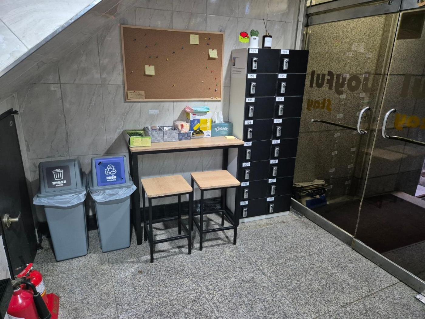 Joyful Stay Seoul Exterior photo
